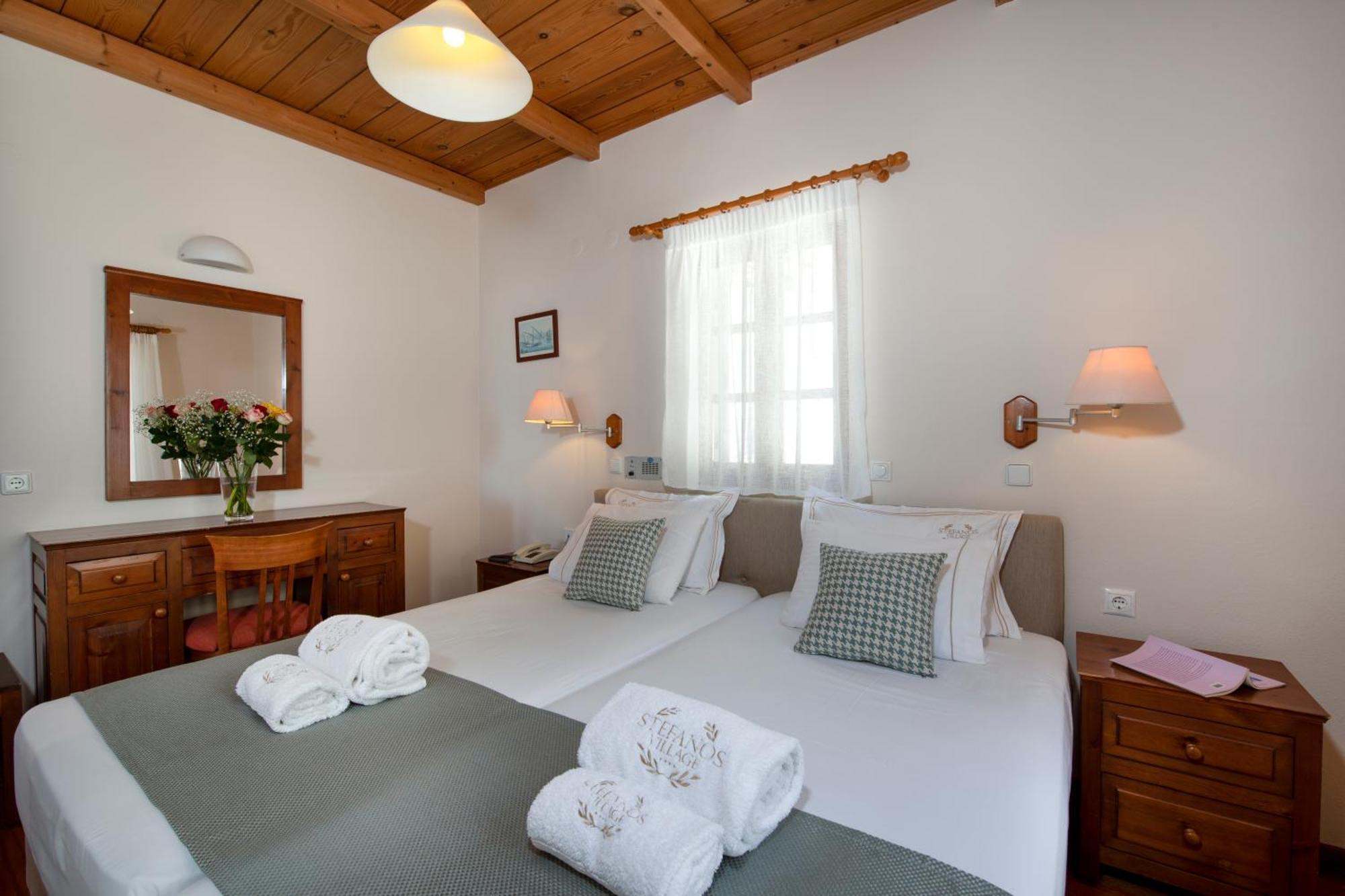 Stefanos Village Hotel Mirthios  Exterior photo